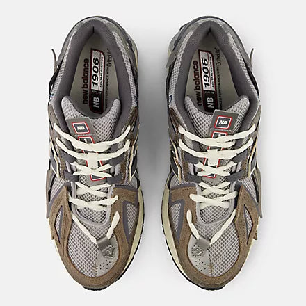 1906A scarpe
