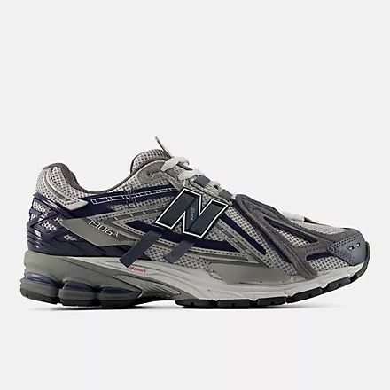 1906A scarpe