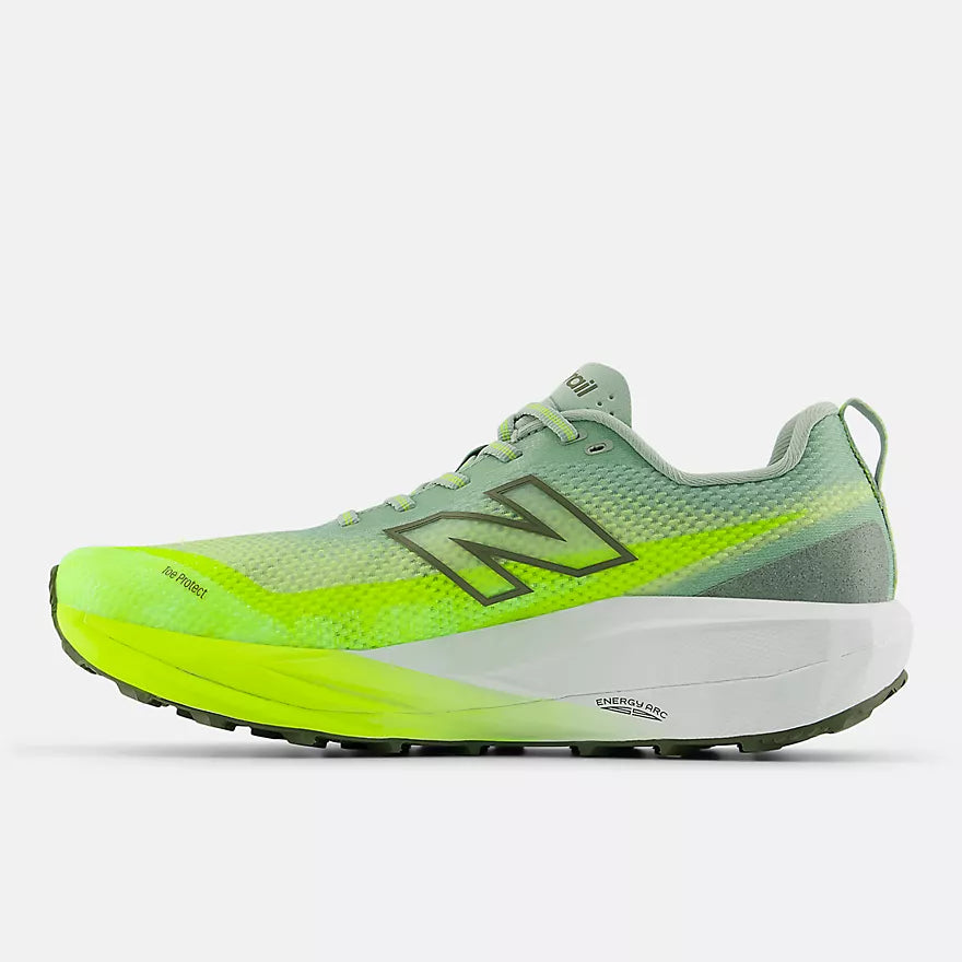 FuelCell SuperComp Trail v2 scarpe